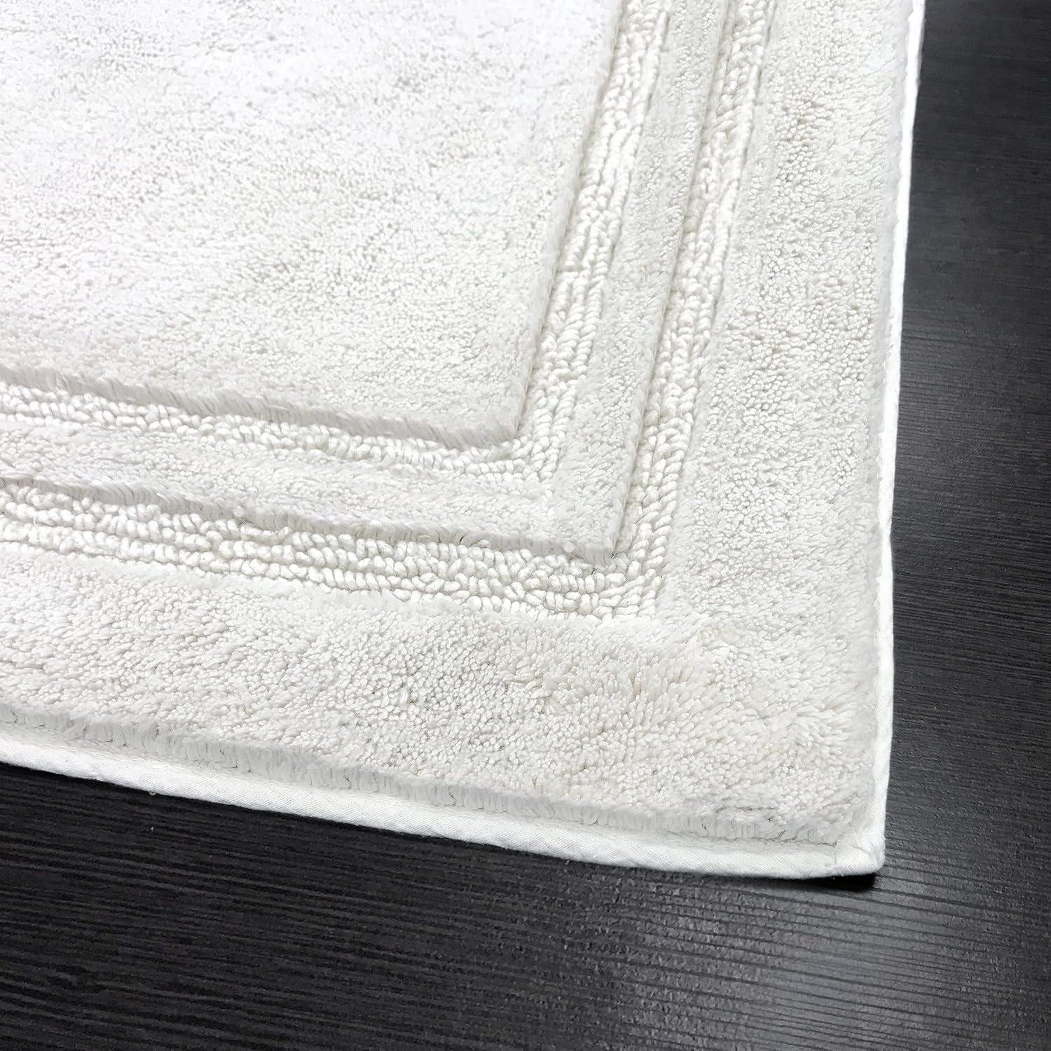 Superior Non-Slip Bath Rug Set 2-Piece White